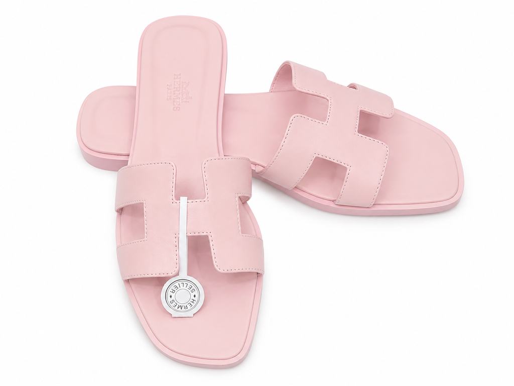 Чехли HERMÈS “Oran Blush” – ексклузивно качество с нежно luxury излъчване