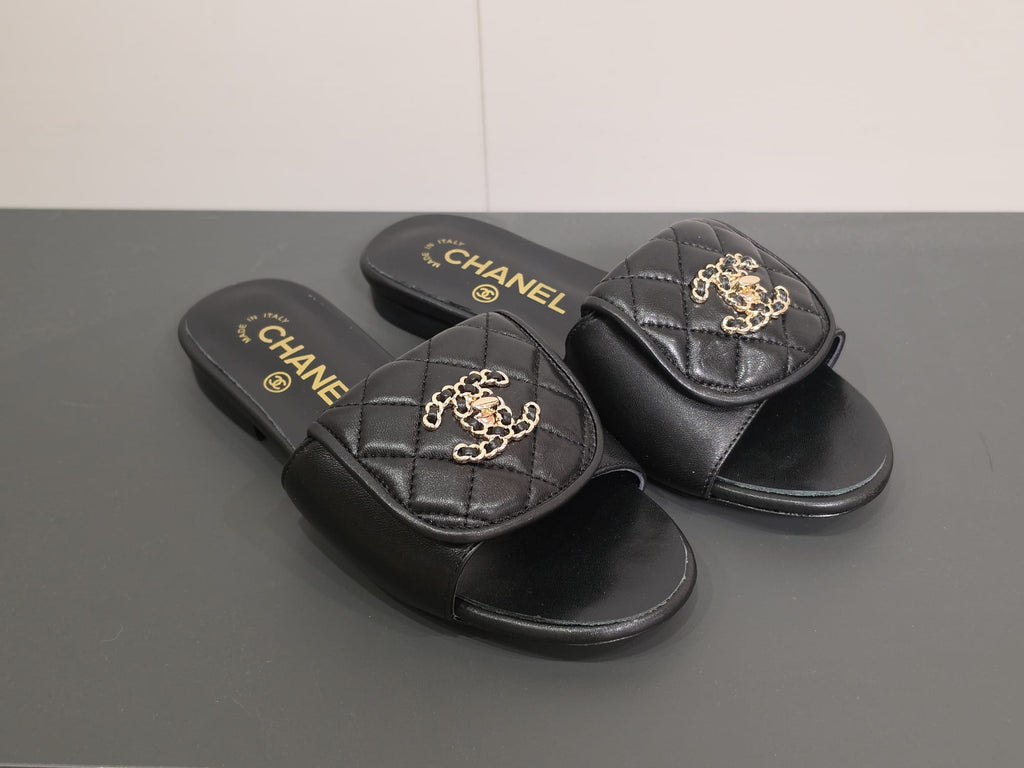Чехли CHANEL “Édition Exclusive Noir” – ексклузивно качество