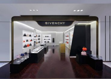 Givenchy Opened a Boutique in Hangzhou Tower